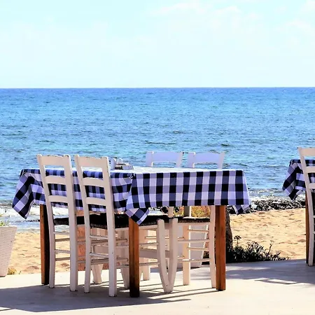 Exquisite Rhodes | Apollo | 3 Bedrooms | Private Pool & Panoramic Sea Views | אפאנטו